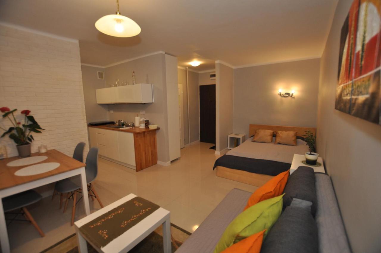 צ'סטוצ'ובה Apartament Pod Jasna Gora מראה חיצוני תמונה