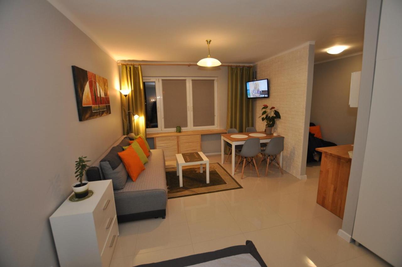 צ'סטוצ'ובה Apartament Pod Jasna Gora מראה חיצוני תמונה